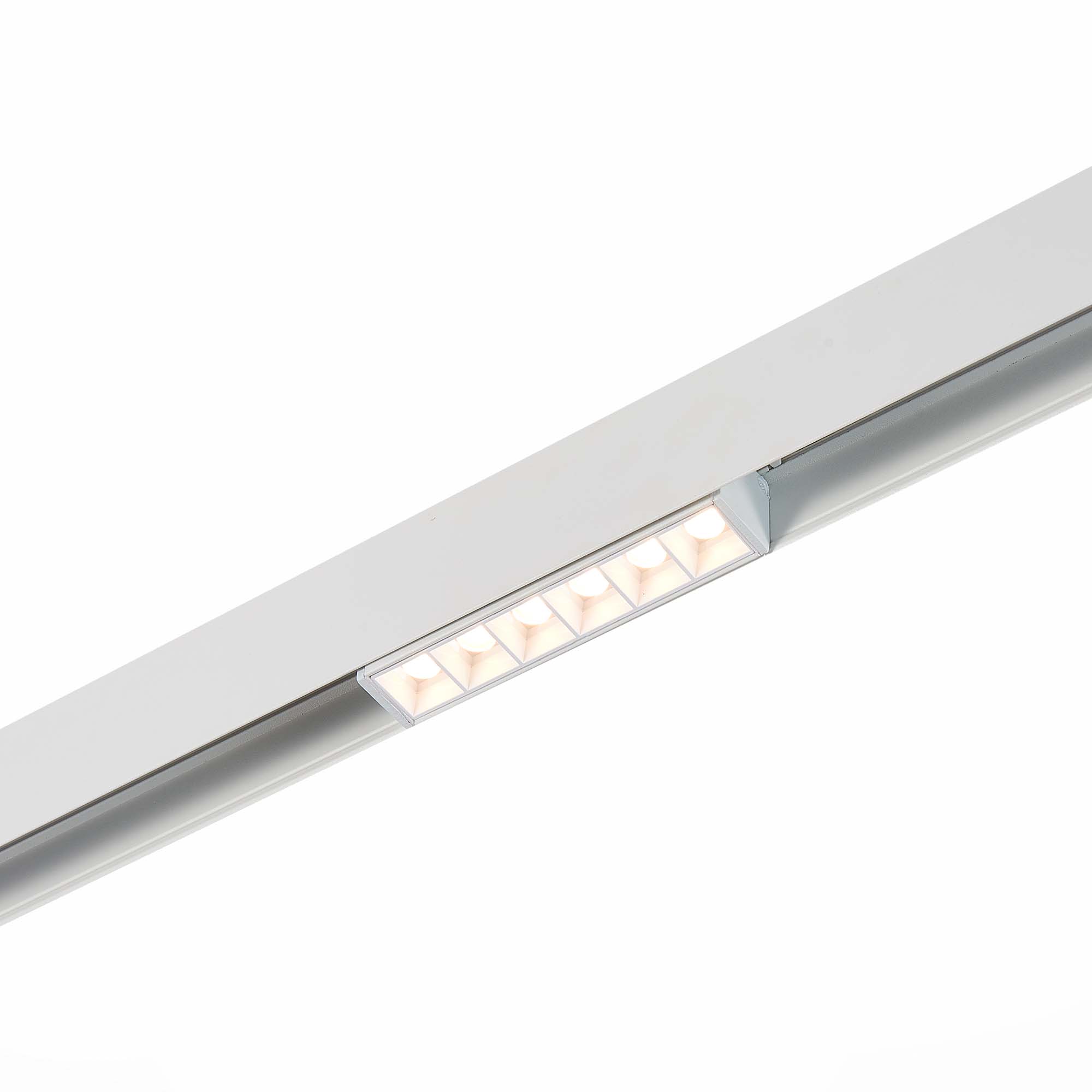 ST361.536.06 Магнитный трековый светильник белый LED 1*6W 3000K 532Lm Ra>80 36° IP20 L115xW22xH44 48 СКАЙЛАЙН 48V