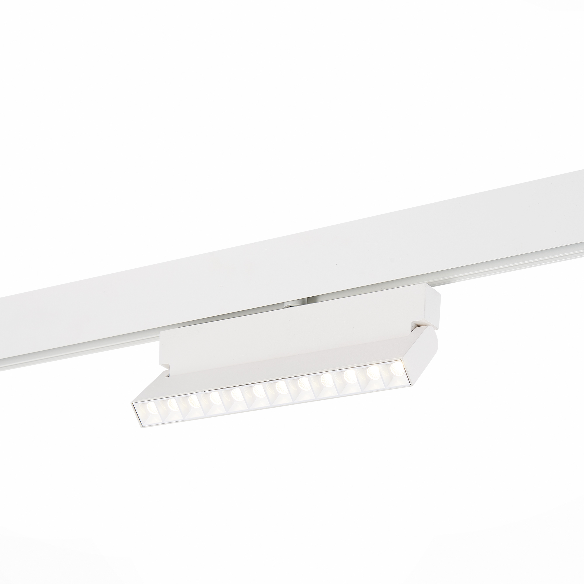 ST362.546.12 Магнитный трековый светильник белый LED 1*12W 4000K 1 009Lm Ra>80 36° IP20 L219xW22xH13 СКАЙЛАЙН 48V